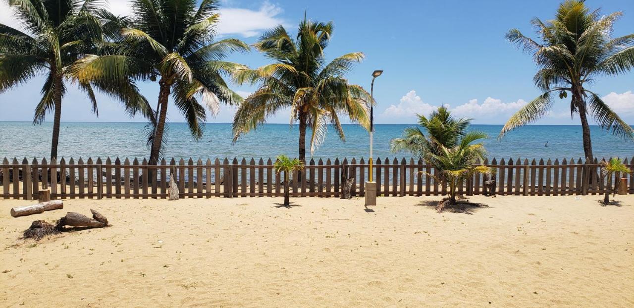 Pal'S On The Beach - Dangriga, Belize Экстерьер фото