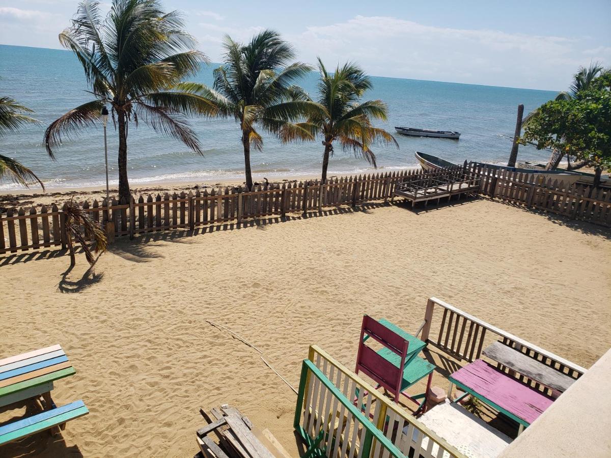Pal'S On The Beach - Dangriga, Belize Экстерьер фото