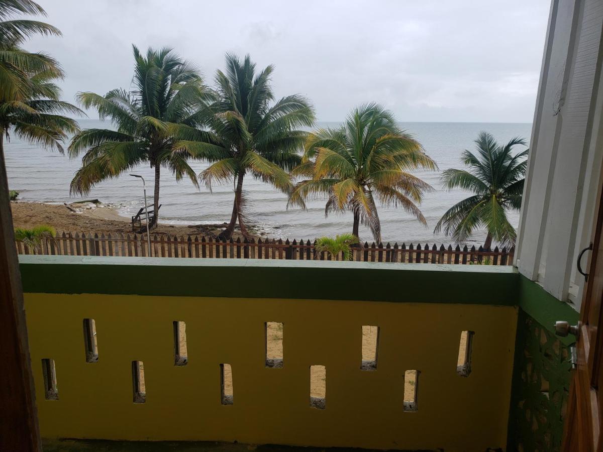 Pal'S On The Beach - Dangriga, Belize Экстерьер фото